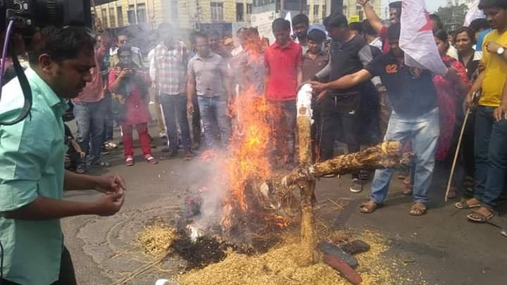 শহরে যতক্ষণ শাহ থাকবেন - সরব থাকবে লক্ষ কন্ঠে 