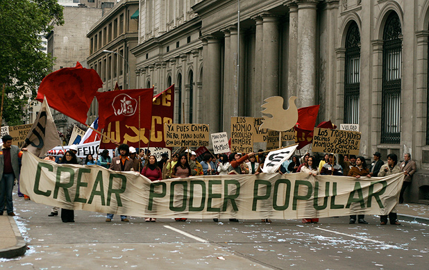 চিলিতে দক্ষিনপন্থা মানুষের সমর্থন আদায়ে ব্যার্থ